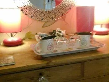 Holly Vintage