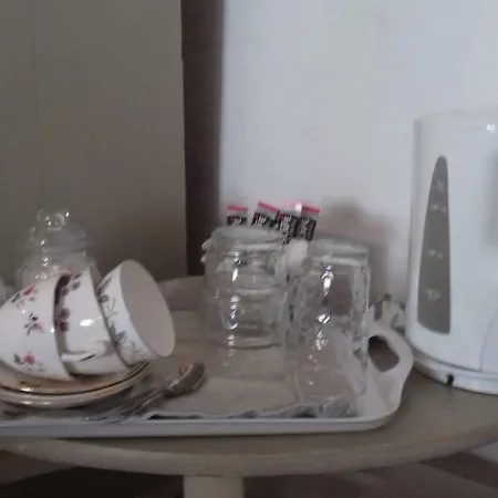Holly Vintage B&B